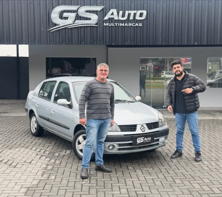 Entrega para Cliente Marcos — Clio Sedan