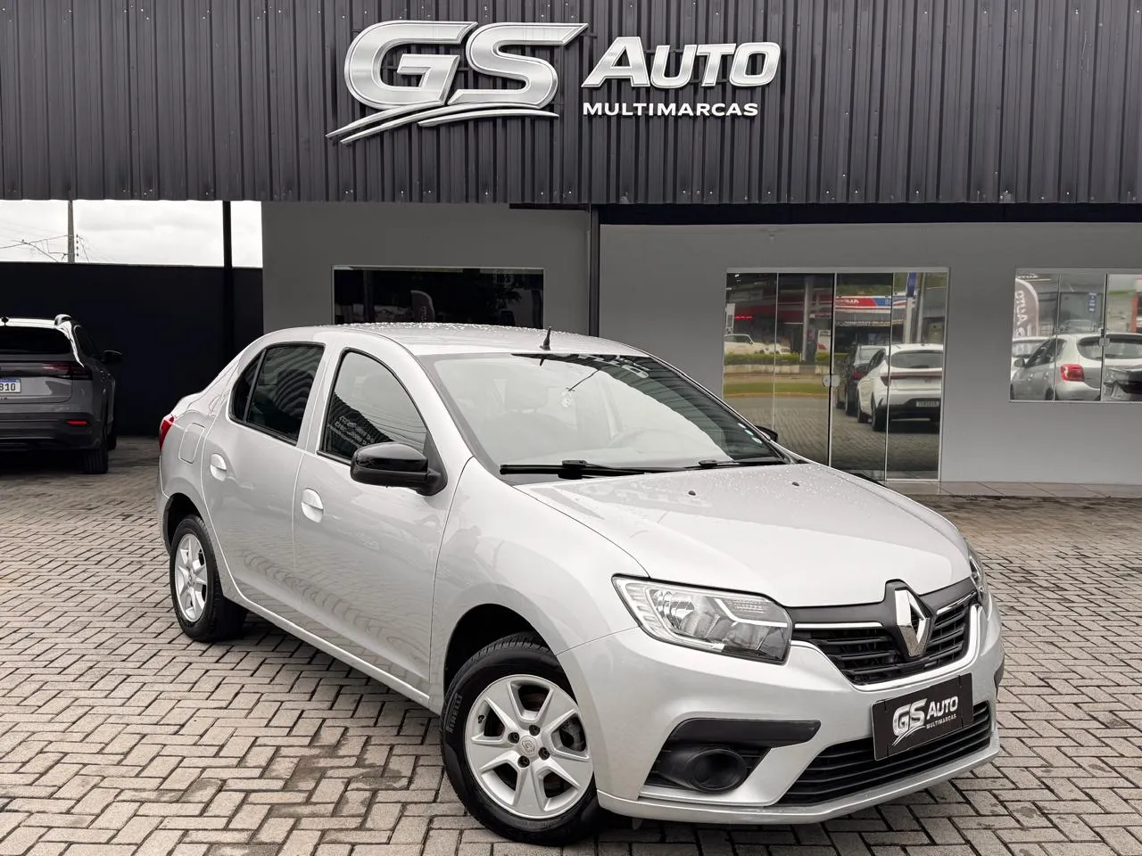 Renault LOGAN 2023